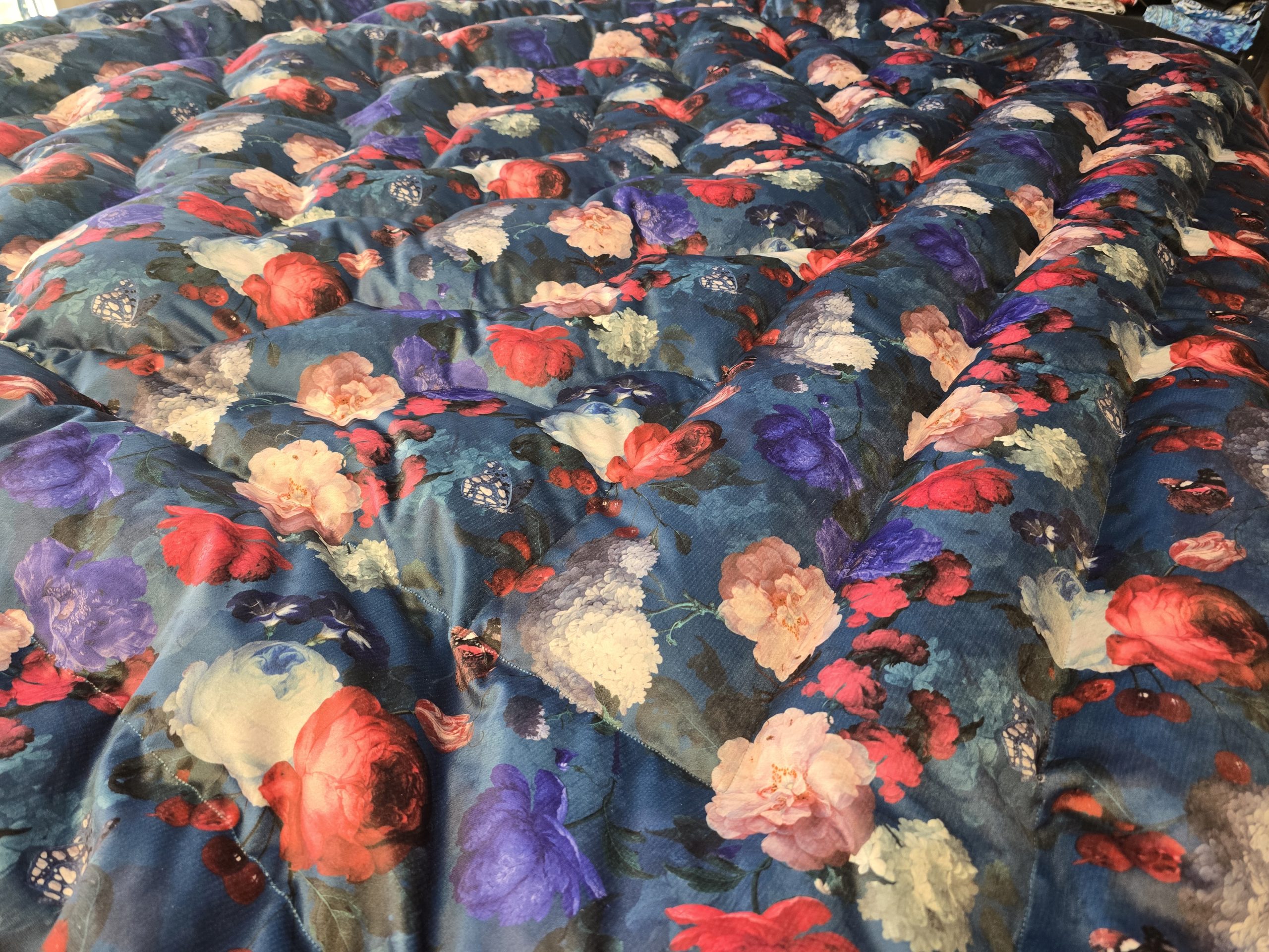 King size velvet floral