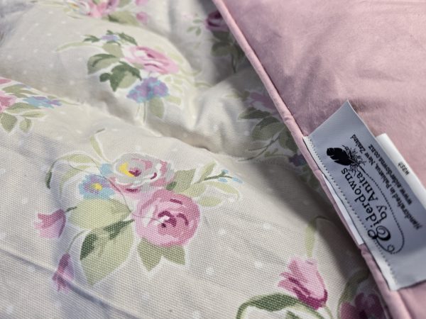 Cot size  floral eiderdown - Image 2