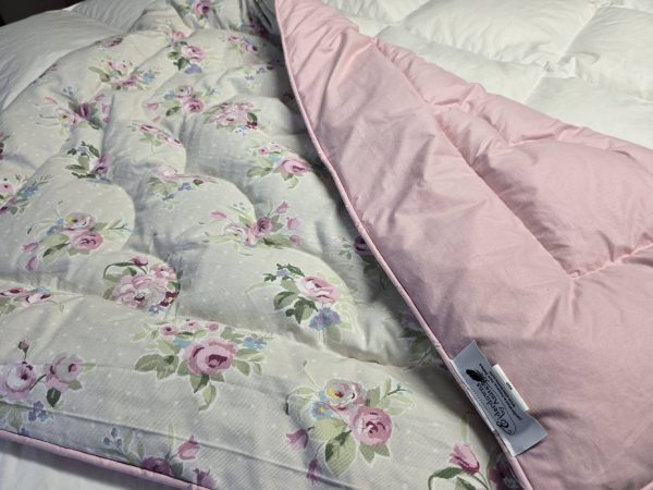 Cot size  floral eiderdown - Image 4